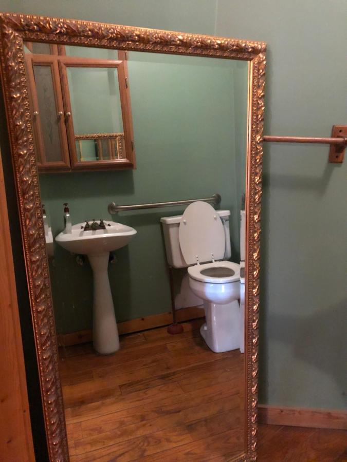 Smokies Bed And Breakfast - Evergreen Cottage Inn Pigeon Forge Bagian luar foto