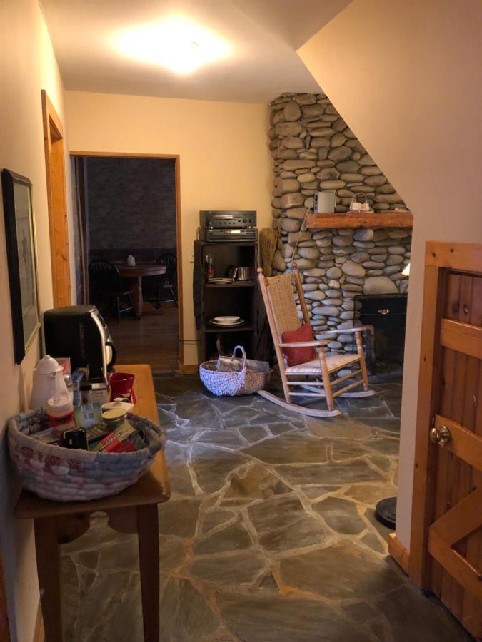 Smokies Bed And Breakfast - Evergreen Cottage Inn Pigeon Forge Bagian luar foto