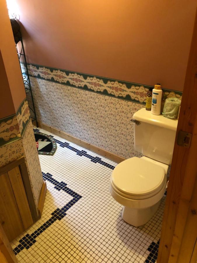 Smokies Bed And Breakfast - Evergreen Cottage Inn Pigeon Forge Bagian luar foto